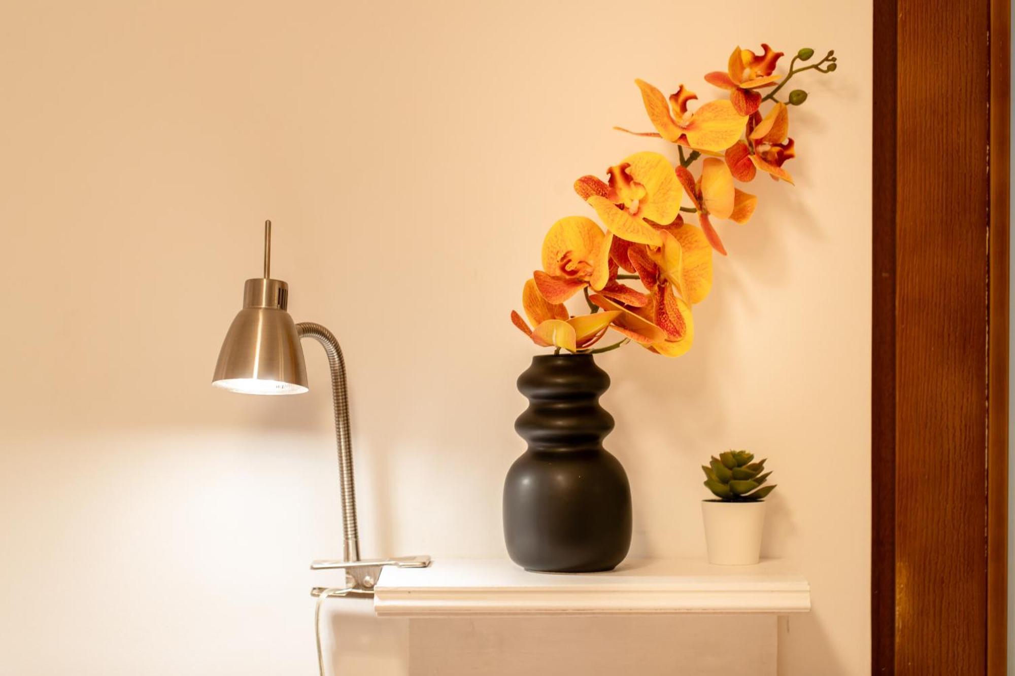 2Br Apartment At Piata Natiunilor Unite: Perfect For City Center Stays 부쿠레슈티 외부 사진