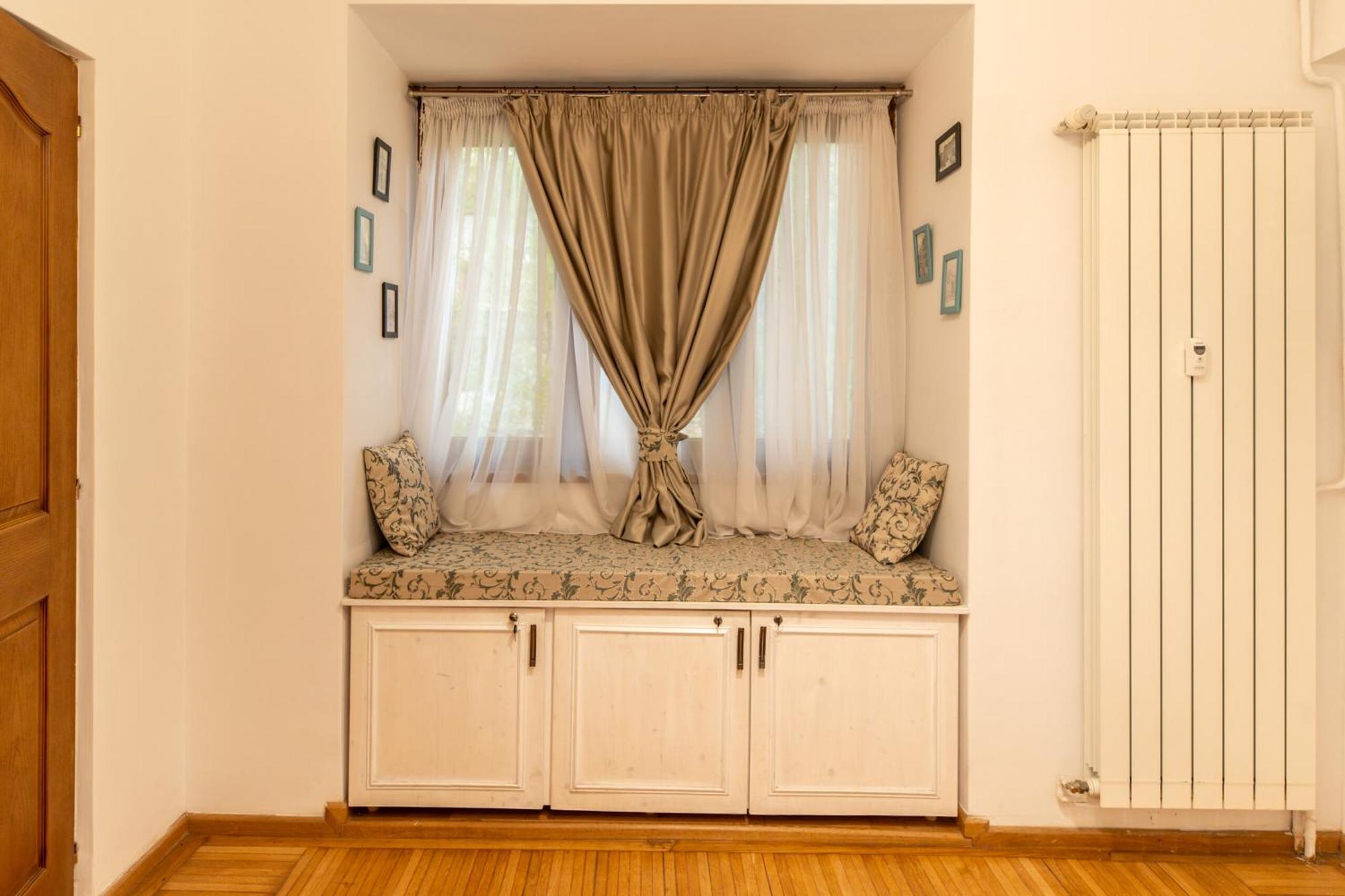 2Br Apartment At Piata Natiunilor Unite: Perfect For City Center Stays 부쿠레슈티 외부 사진