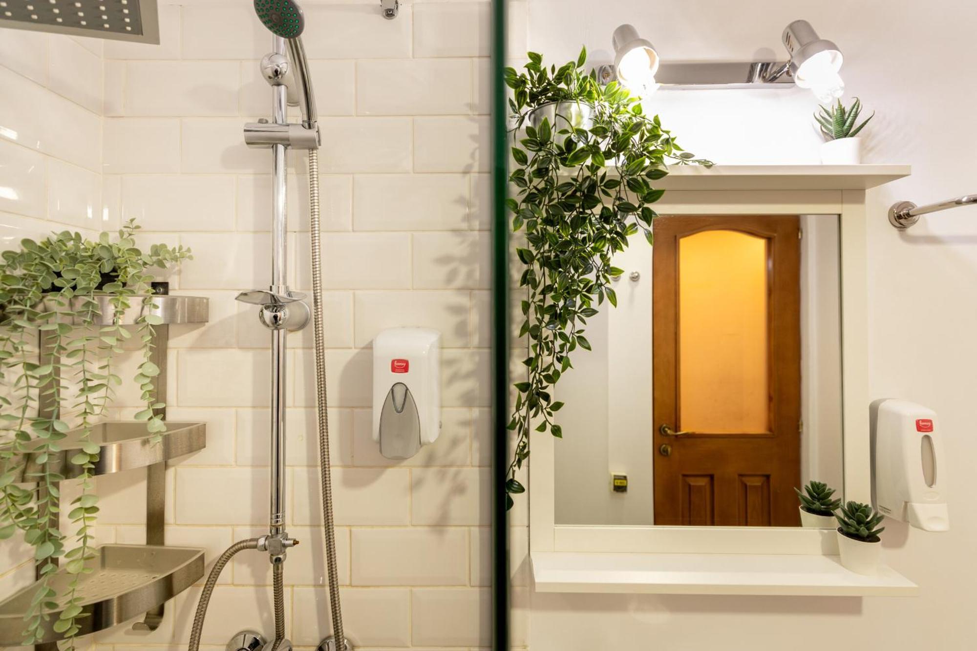 2Br Apartment At Piata Natiunilor Unite: Perfect For City Center Stays 부쿠레슈티 외부 사진