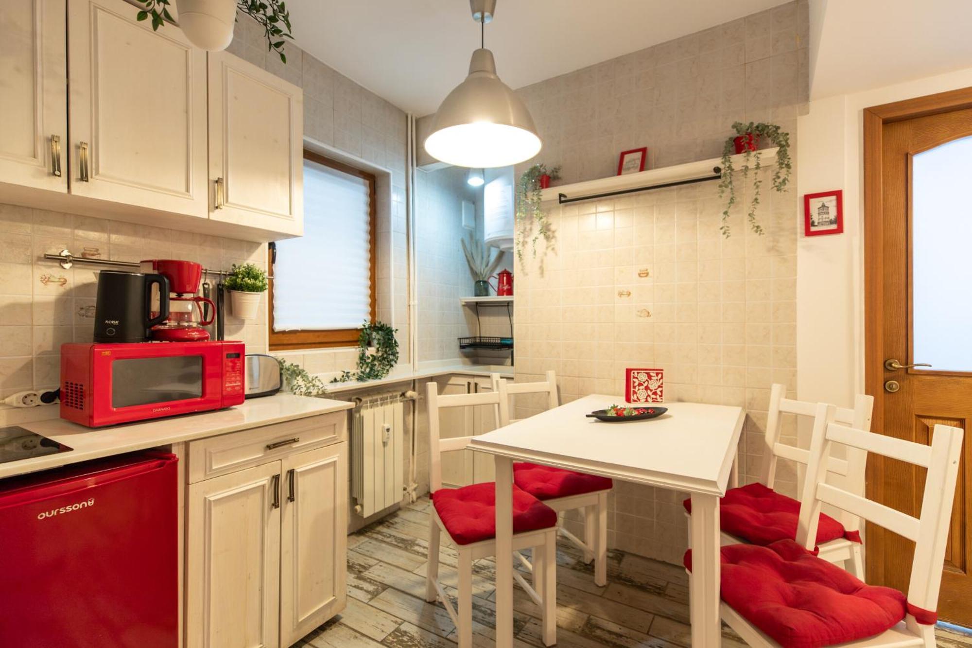 2Br Apartment At Piata Natiunilor Unite: Perfect For City Center Stays 부쿠레슈티 외부 사진