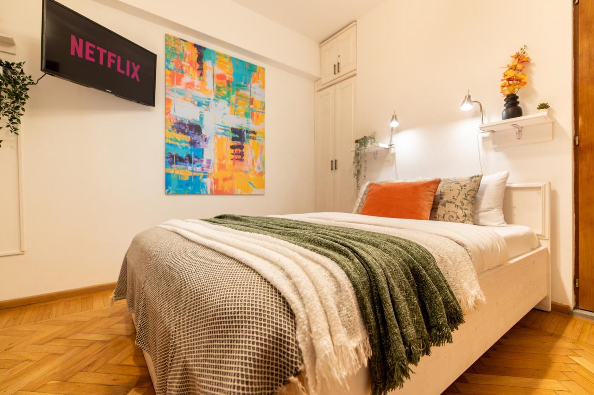 2Br Apartment At Piata Natiunilor Unite: Perfect For City Center Stays 부쿠레슈티 외부 사진